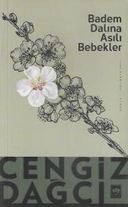 Badem Dalına Asılı Bebekler