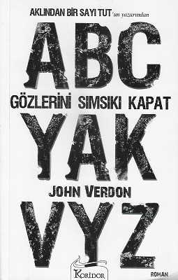 Gözlerini Sımsıkı Kapat